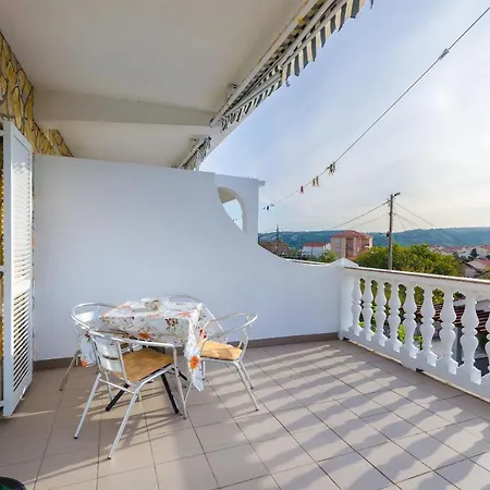 Apartman Mirko R Lopar